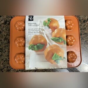 Pumpkin cake pop pan